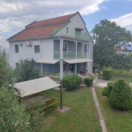 Green Garden Guesthouse شكودر المظهر الخارجي الصورة
