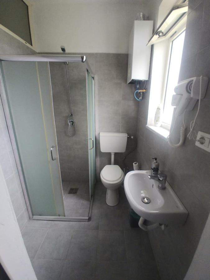 Green Garden Guesthouse شكودر المظهر الخارجي الصورة