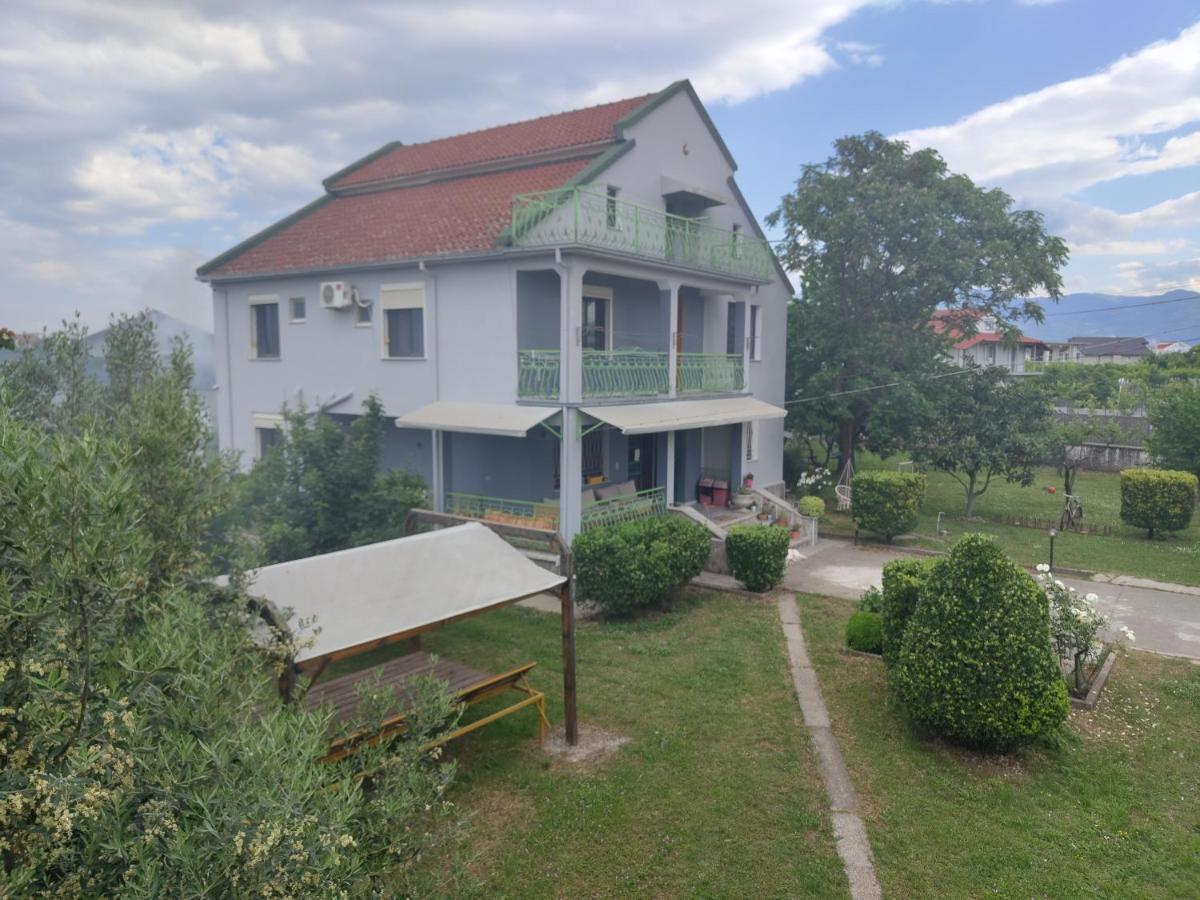 Green Garden Guesthouse شكودر المظهر الخارجي الصورة