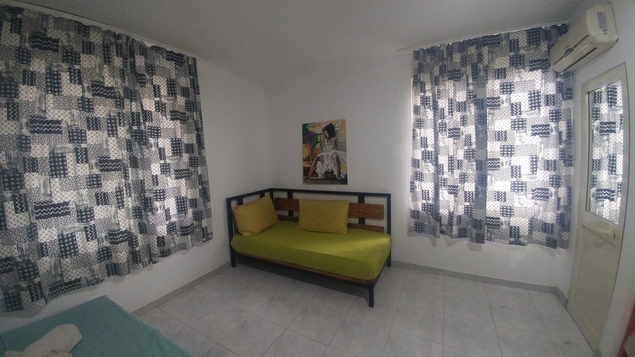 Green Garden Guesthouse شكودر المظهر الخارجي الصورة